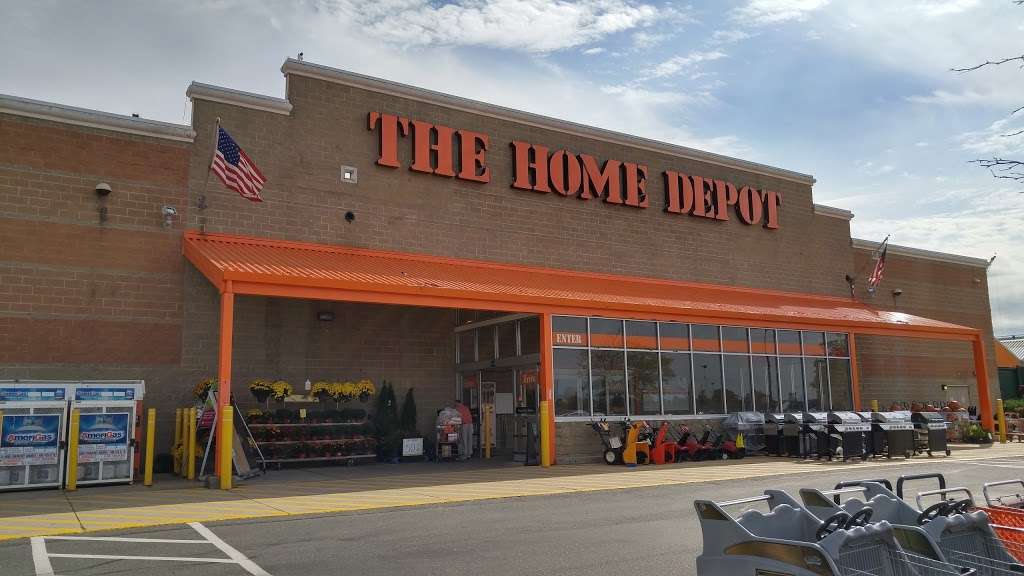 The Home Depot | 3 Mystic View Rd, Everett, MA 02149 | Phone: (617) 389-2323