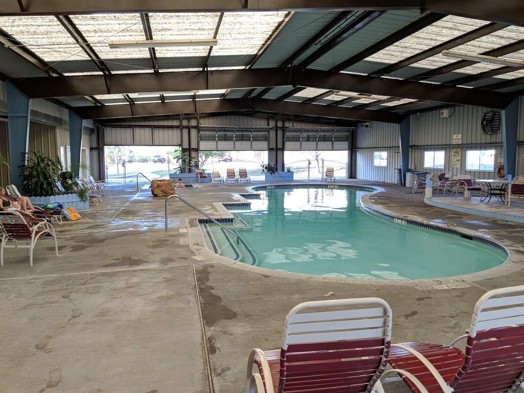 Lake Conroe / Houston North KOA Holiday | 19785 TX-105, Montgomery, TX 77356, USA | Phone: (936) 582-1200