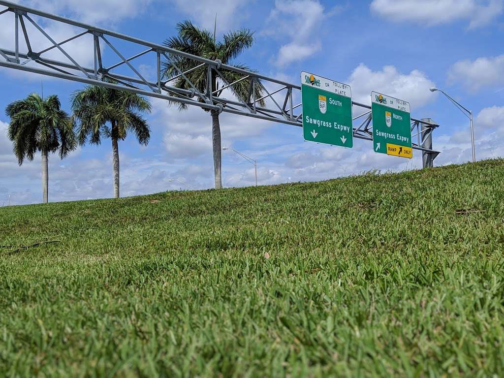 Flamingo Road Linear Park | Flamingo Road (between Panther Parkway &, W Oakland Park Blvd, Sunrise, FL 33351, USA | Phone: (954) 747-4600