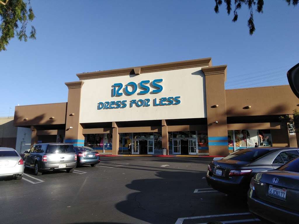 Ross Dress for Less | 2505 Via Campo, Montebello, CA 90640, USA | Phone: (323) 278-9041