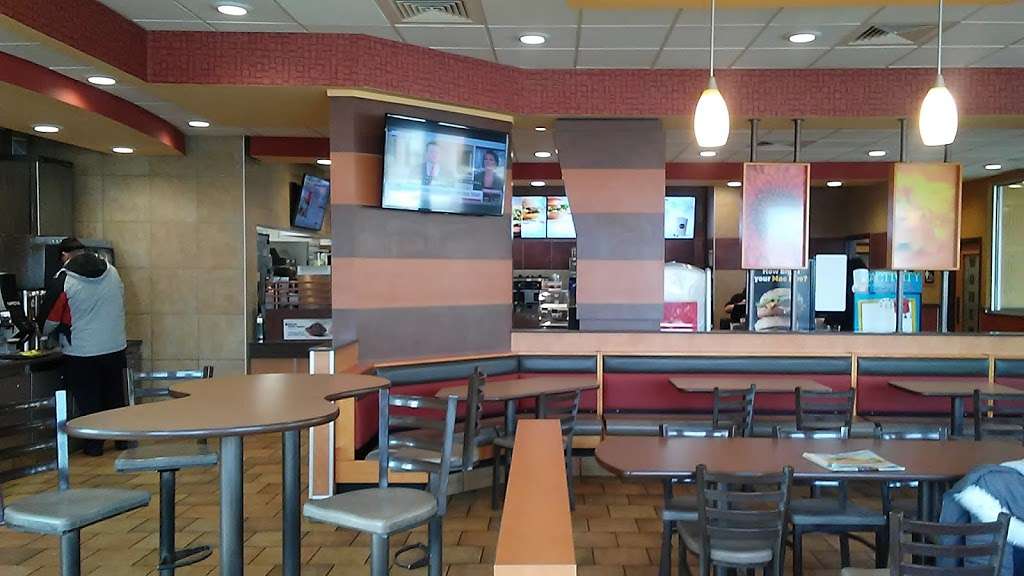 McDonalds | 2230 S Sherman Dr, Indianapolis, IN 46203, USA | Phone: (317) 788-1326