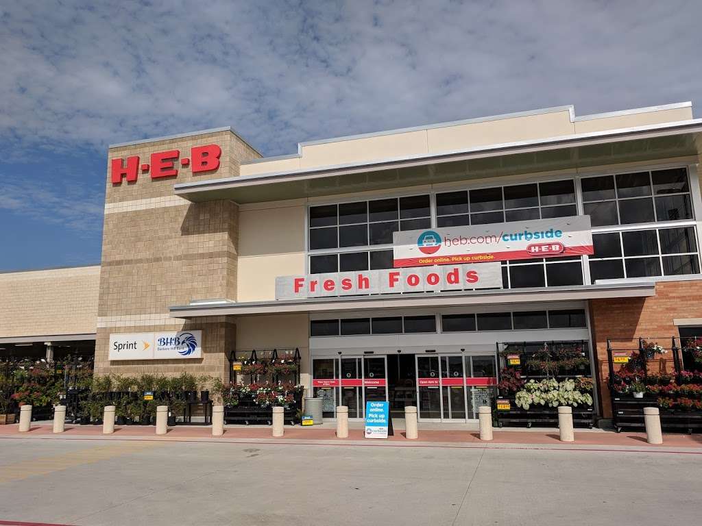 H-E-B Deli | Mont Belvieu, TX 77523, USA | Phone: (281) 576-3500