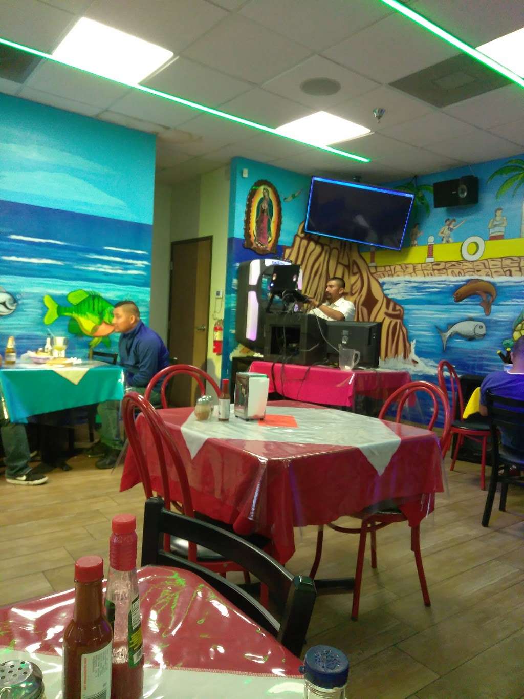 Restaurant Acapulco 1 | 2805, 2429 W McFadden Ave #108, Santa Ana, CA 92704 | Phone: (714) 542-9535