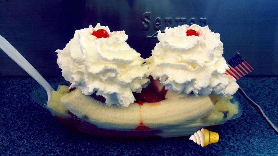 Banana Boat | 700 Beach St, Revere, MA 02151, USA | Phone: (781) 289-4777