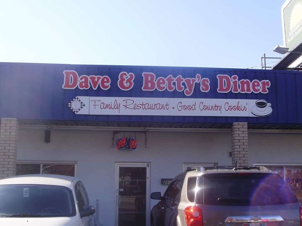 Dave & Bettys Diner | 4801 Southeastern Ave, Indianapolis, IN 46203, USA | Phone: (317) 353-0569