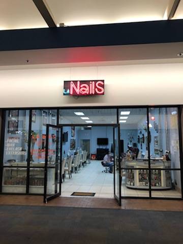 L a Nails | 3101 Penland Pkwy # G28, Anchorage, AK 99508, USA | Phone: (907) 272-2782