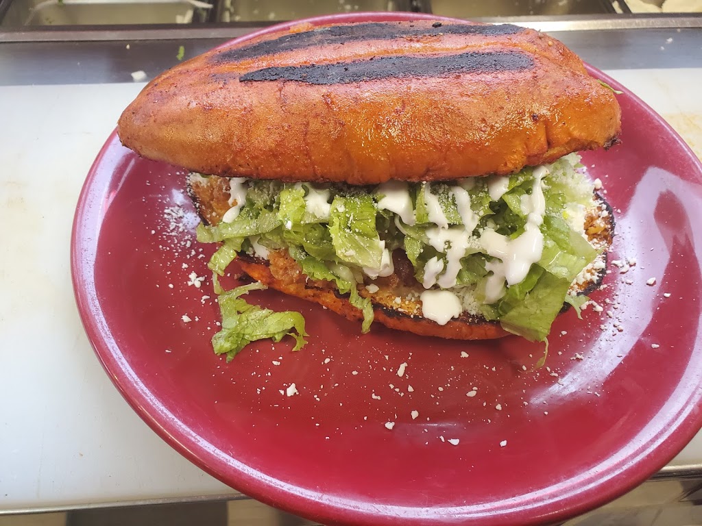 Aca Las Tortas Martha Lake | 526 164th St SW, Lynnwood, WA 98087, USA | Phone: (425) 318-5381