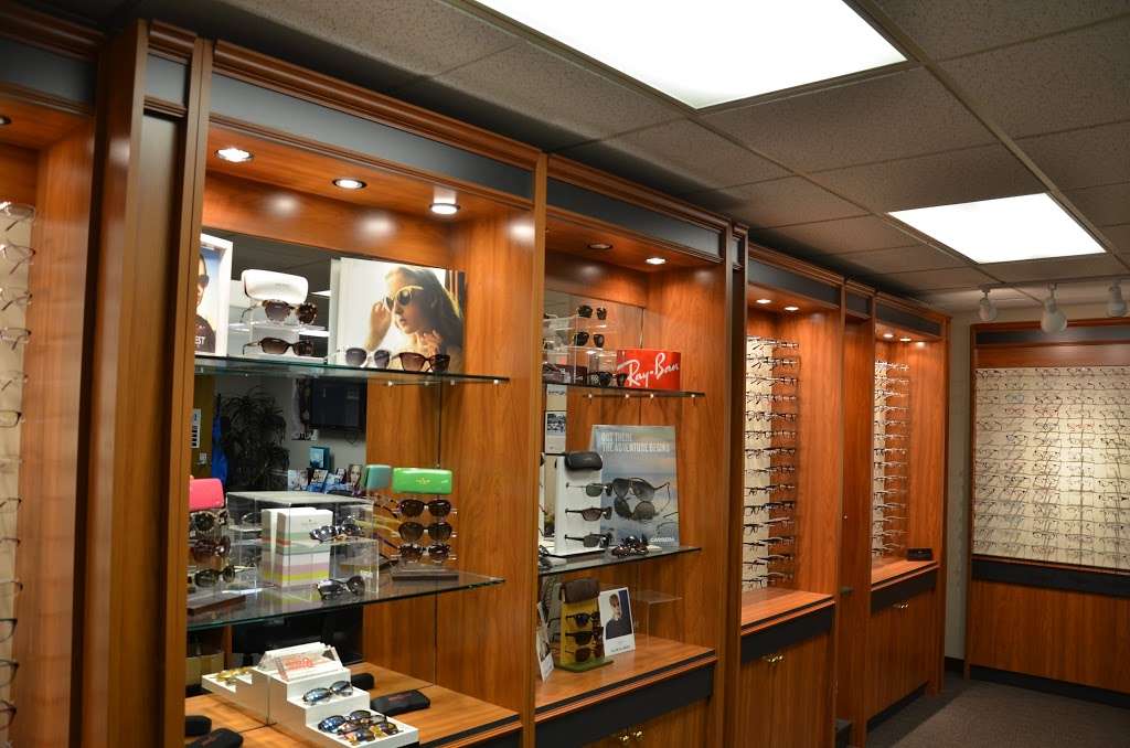 EyeCare Associates, PC | 6515 Main St #8l, Trumbull, CT 06611, USA | Phone: (203) 374-2020