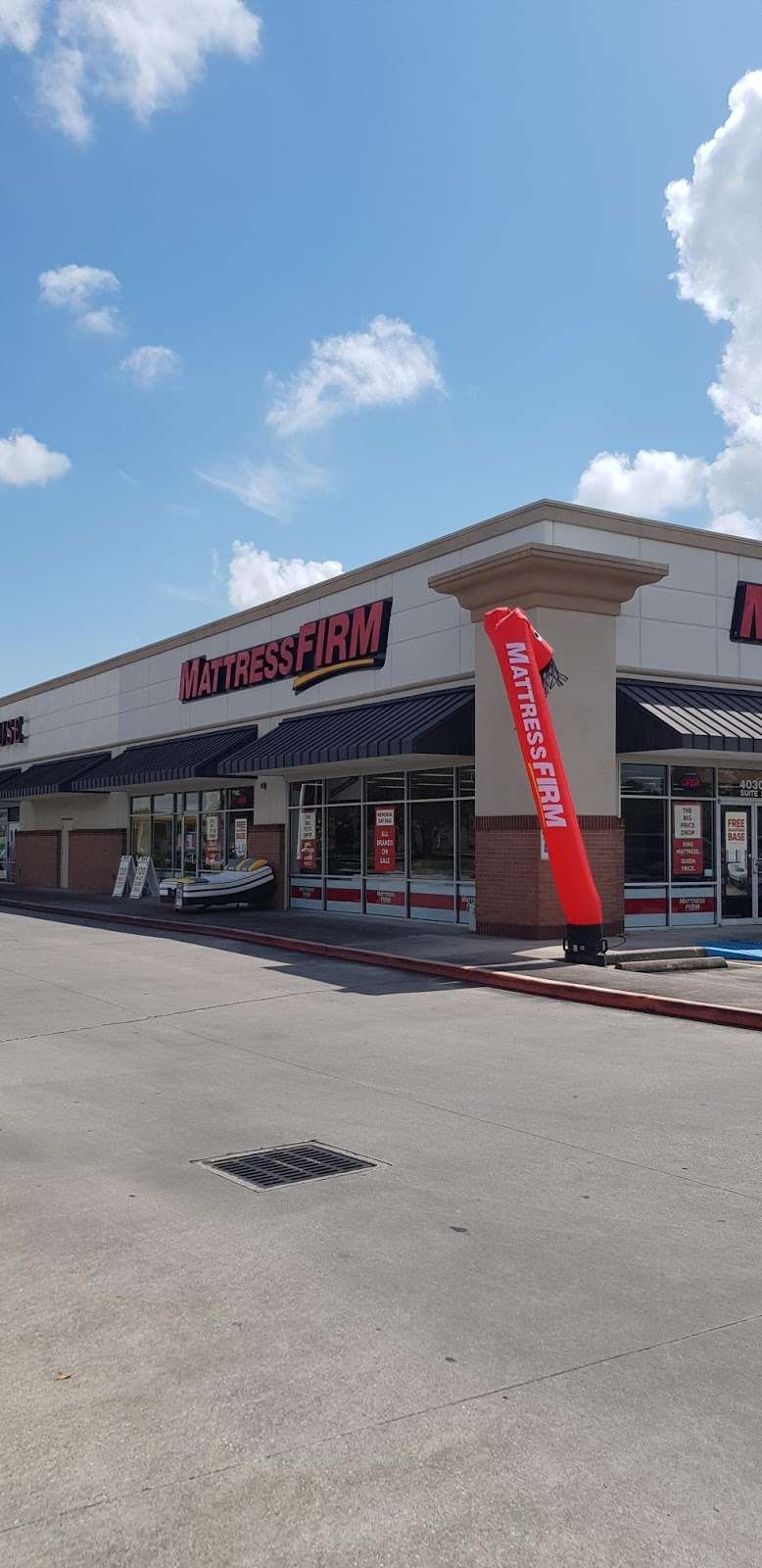 Mattress Firm Northshore West | 15419 Wallisville Rd Ste B, Houston, TX 77049 | Phone: (281) 458-7265