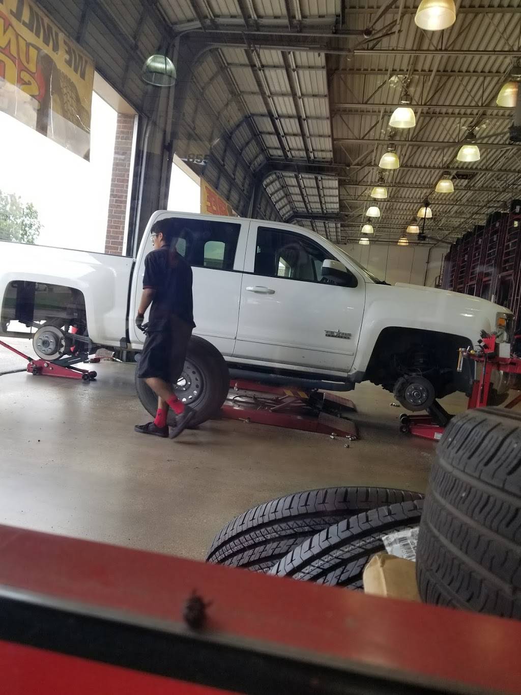 Discount Tire | 8550 N MacArthur Blvd, Irving, TX 75063, USA | Phone: (972) 432-8778