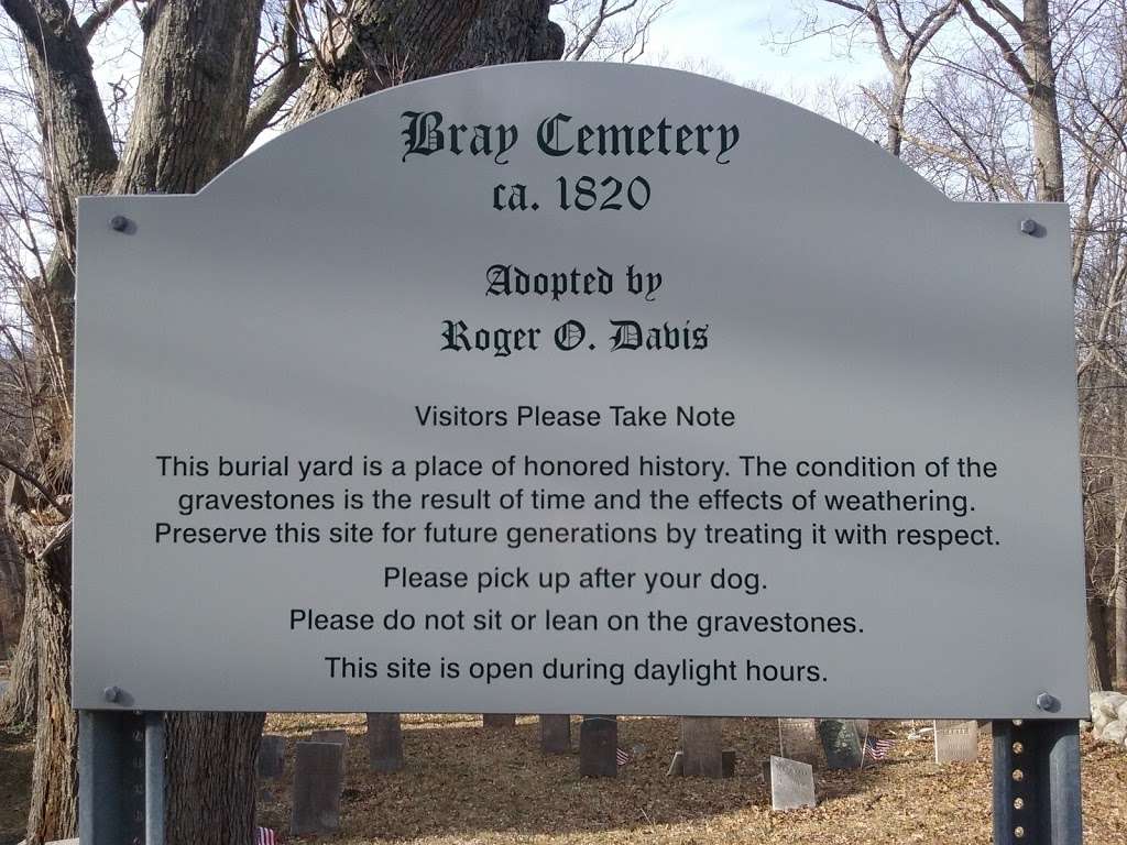 Bray Cemetery | 375 Essex Ave #371, Gloucester, MA 01930, USA