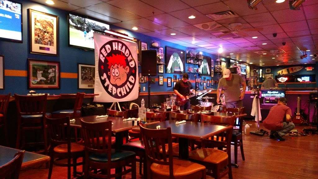 Screwballs Sports Bar & Grille | 216 W Beidler Rd #600, King of Prussia, PA 19406, USA | Phone: (610) 337-3888