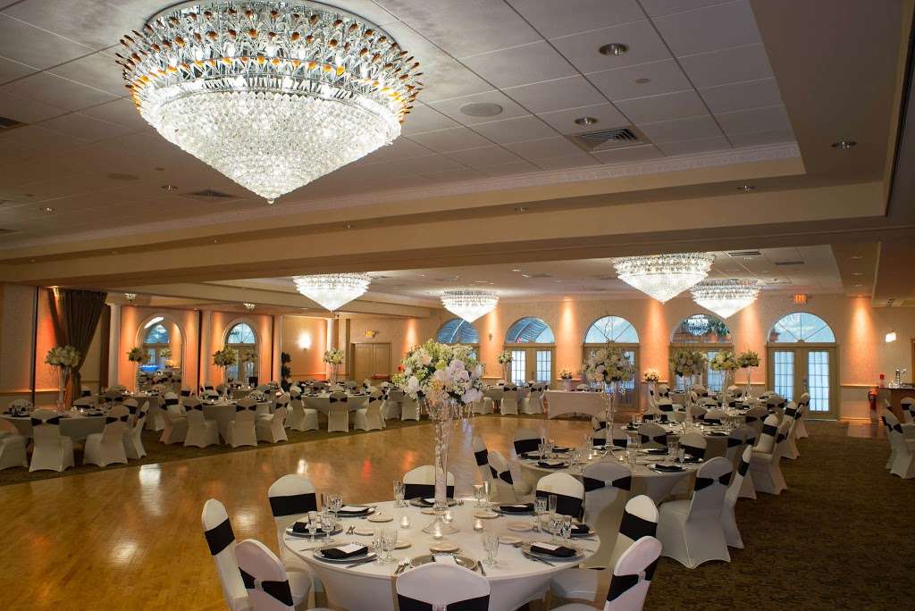 Versailles Ballroom at the Ramada Toms River | 2373 U.S. 9, Toms River, NJ 08755, USA | Phone: (732) 719-1206