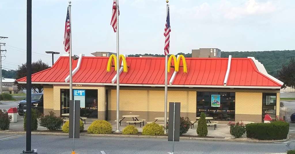 McDonalds | 4245 N George St, Manchester, PA 17345 | Phone: (717) 266-3170