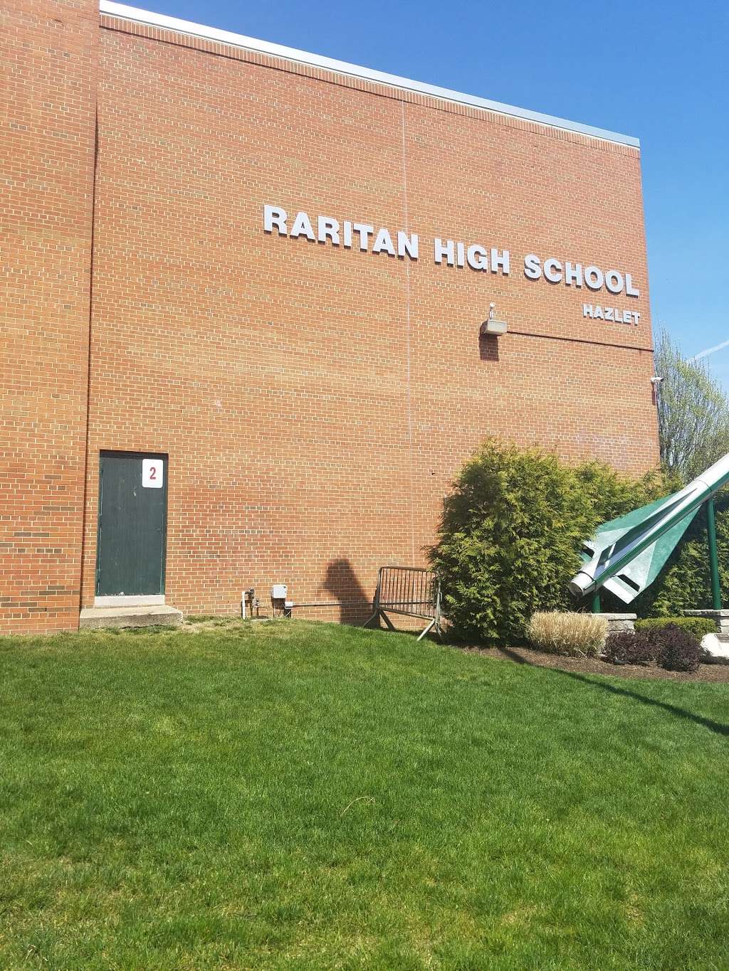 Raritan High School | 419 Middle Rd, Hazlet, NJ 07730, USA | Phone: (732) 264-8411