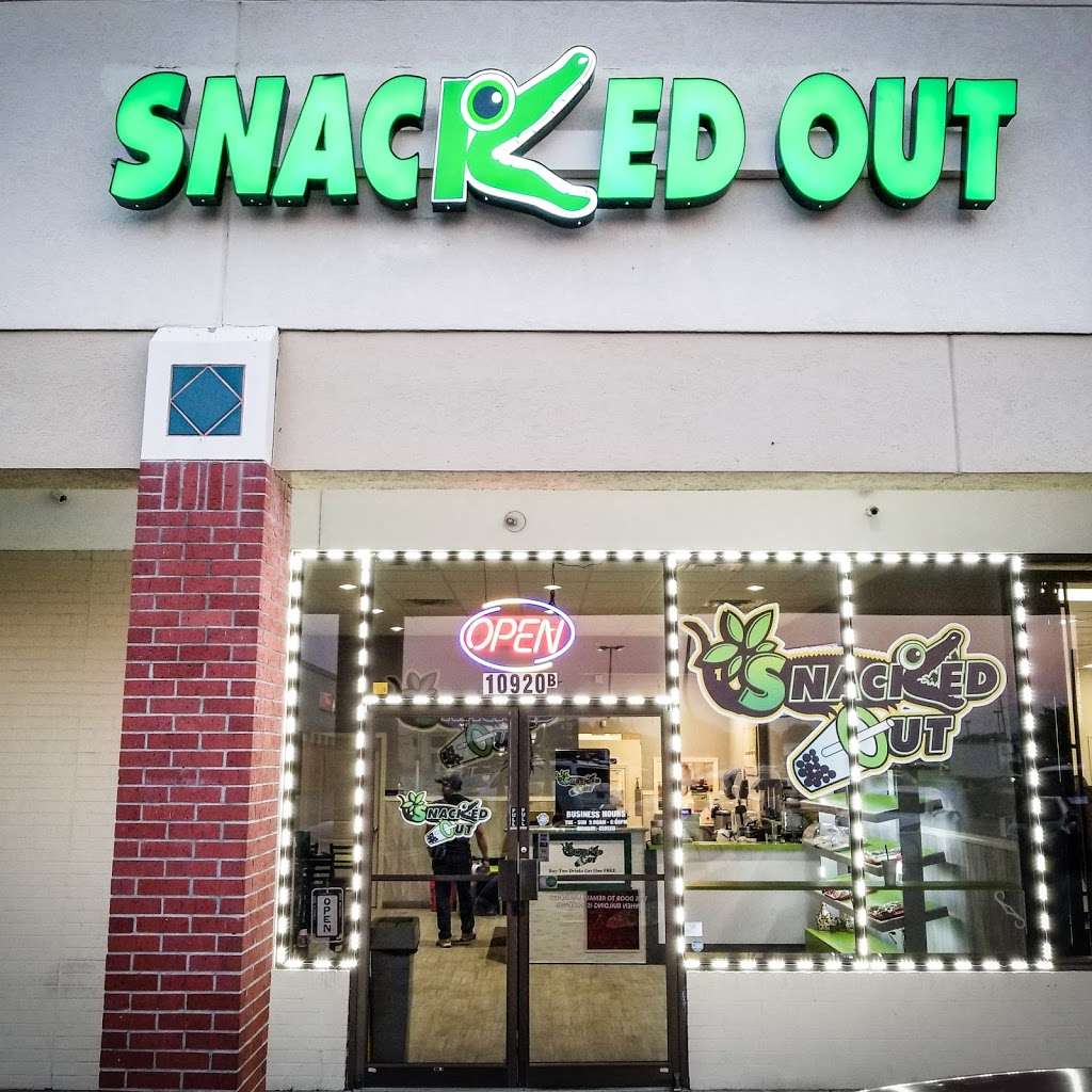 Snacked Out | 10920 Fuqua St Ste B, Houston, TX 77089, USA | Phone: (281) 372-6059