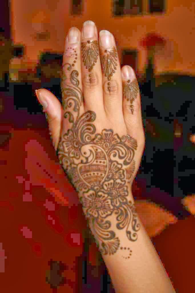 Henna artist | 35 Wanstead Park Rd, Ilford IG1 3TG, UK | Phone: 07903 847936