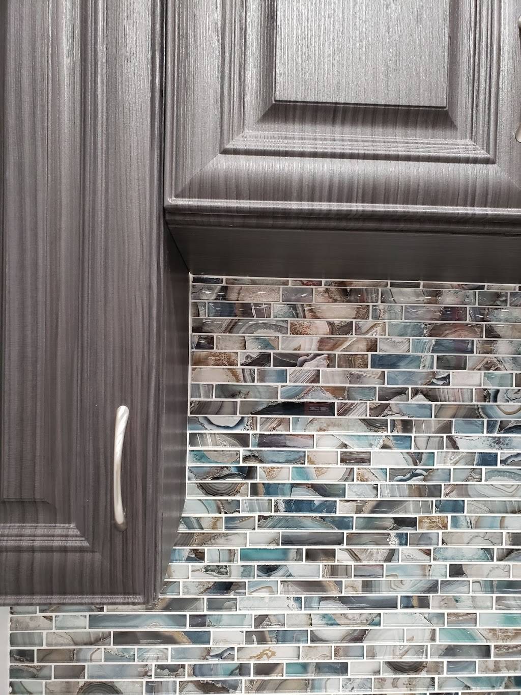 Floor & Decor | 2010 34th St N, St. Petersburg, FL 33713, USA | Phone: (727) 369-5264