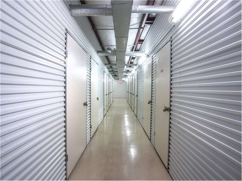 Extra Space Storage | 8421 Homeward Way, Sugar Land, TX 77479 | Phone: (281) 240-7500