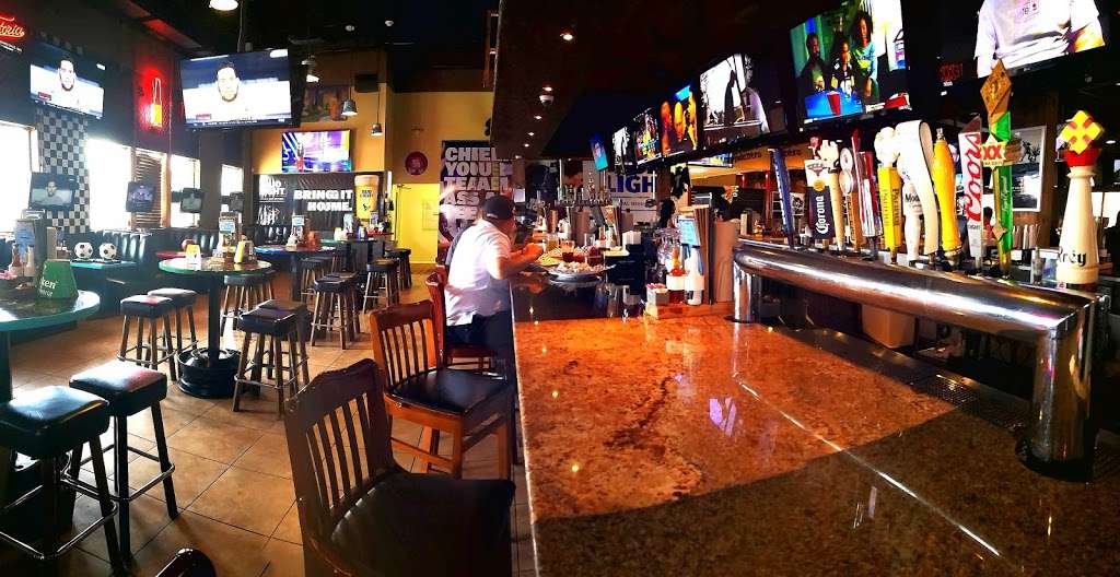 Chulas sports cantina | 15155 North Fwy, Houston, TX 77090, USA | Phone: (281) 453-9300