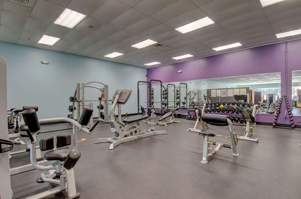 Anytime Fitness | 100 N Main St, Carver, MA 02330 | Phone: (508) 465-0468