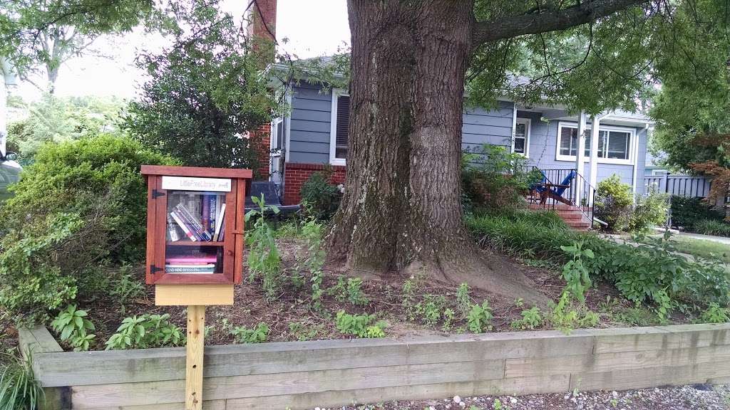 Little Free Library #19387 | 130 Sumner Rd, Annapolis, MD 21401, USA