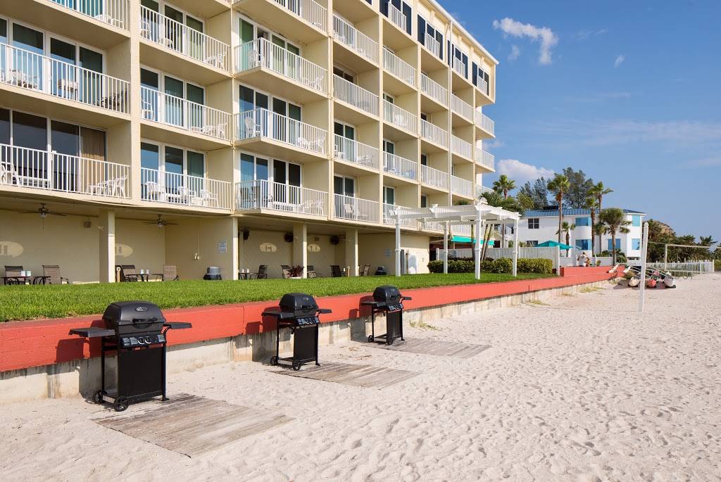 Island Inn Beach Resort | 9980 Gulf Blvd, Treasure Island, FL 33706, USA | Phone: (727) 367-1926