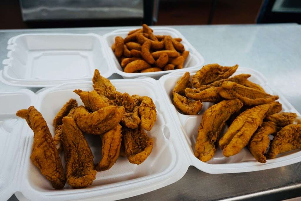 Blue Bay Seafood Restaurant | 2050 Statesville Blvd, Salisbury, NC 28147, USA | Phone: (704) 639-9500