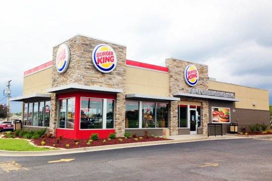 Burger King | 3700 Curtiss Pkwy, Virginia Gardens, FL 33166 | Phone: (305) 871-1515