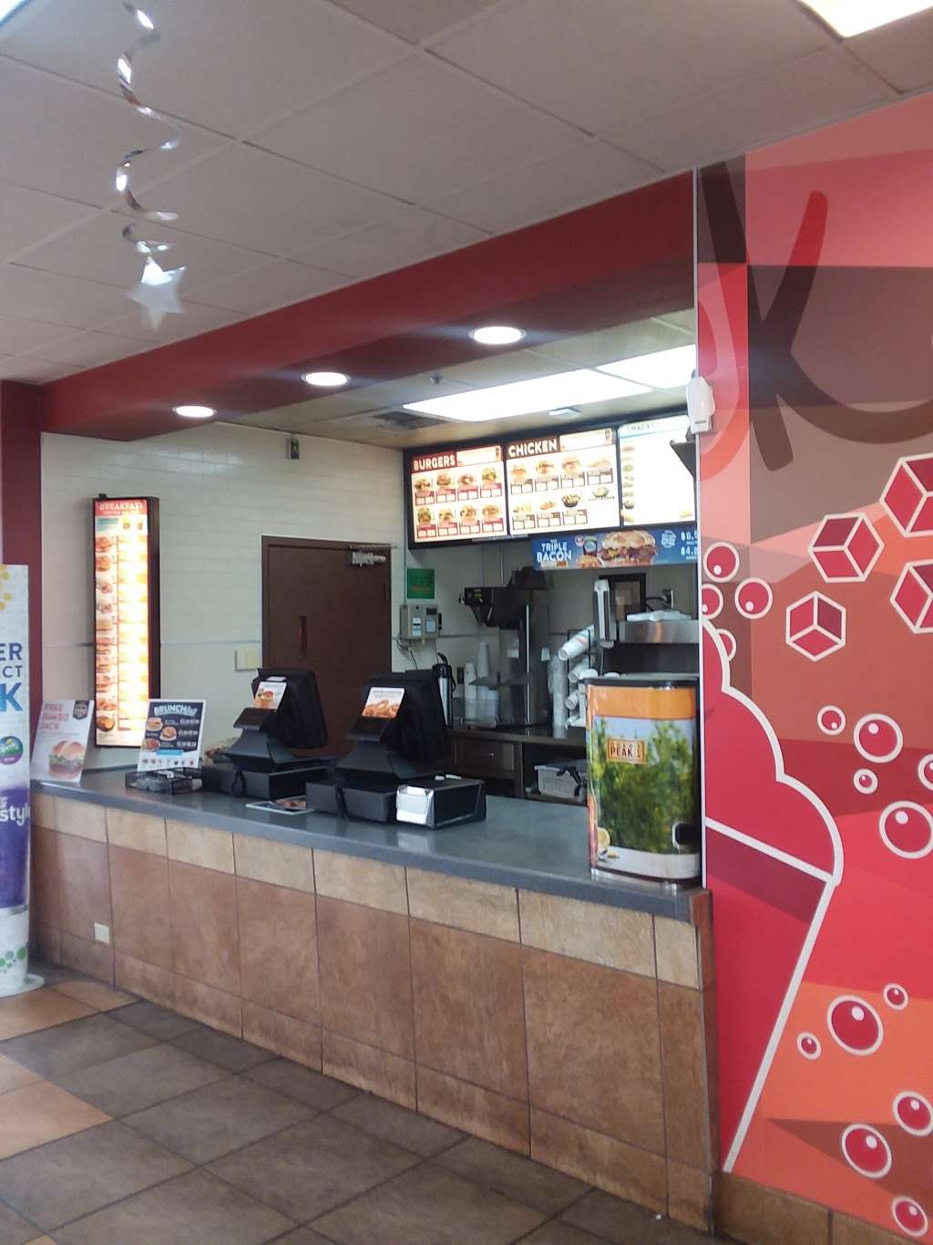 Jack in the Box | 165 Oyster Creek Dr, Lake Jackson, TX 77566, USA | Phone: (979) 583-2187