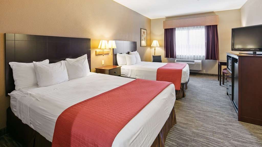 Best Western Dayton Inn & Suites | 1751 W US-90, Dayton, TX 77535 | Phone: (936) 258-7600