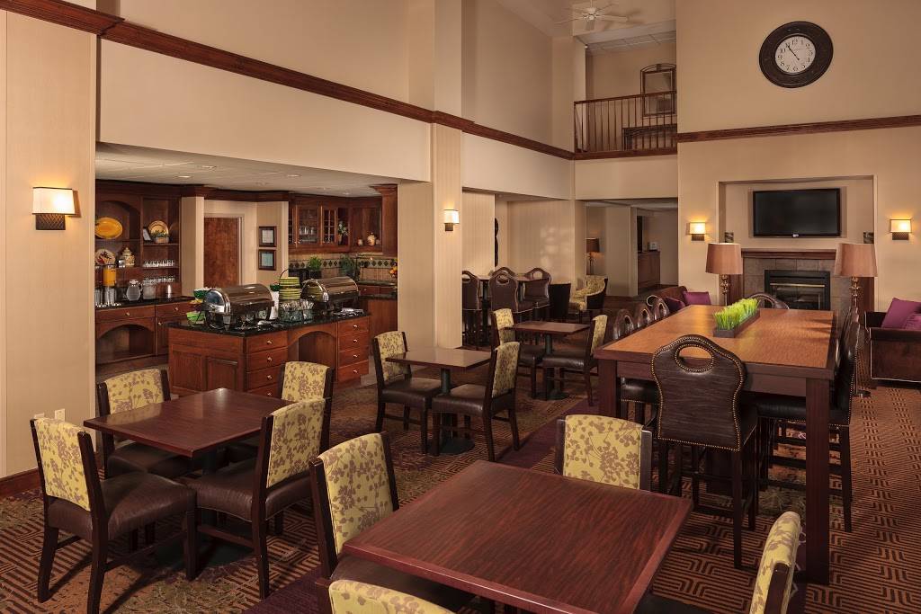 Homewood Suites by Hilton Dallas-Market Center | 2747 N Stemmons Fwy, Dallas, TX 75207, USA | Phone: (214) 819-9700