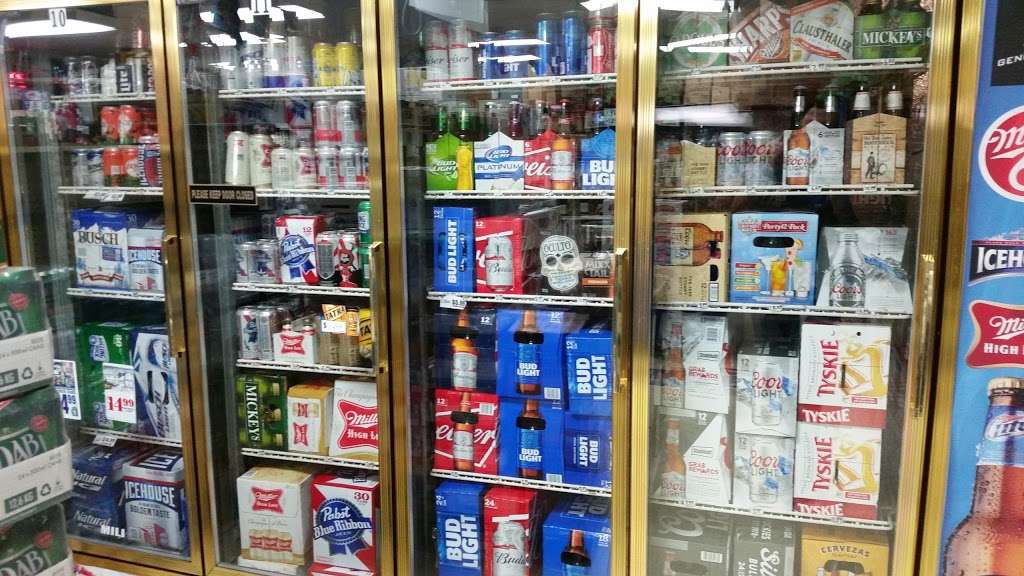 Las Adas Liquors | 2001 N Rand Rd P, Palatine, IL 60074, USA | Phone: (847) 705-7575