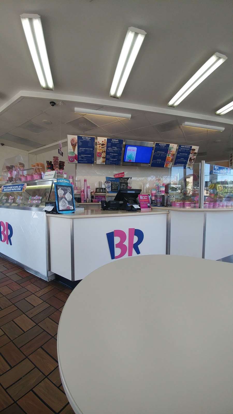 Baskin-Robbins | 6989 La Palma Ave, Buena Park, CA 90620 | Phone: (714) 521-5421