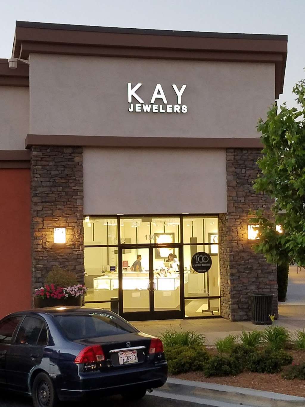 Kay Jewelers | 27461 San Bernardino Ave Suite 180, Redlands, CA 92374, USA | Phone: (909) 792-8571