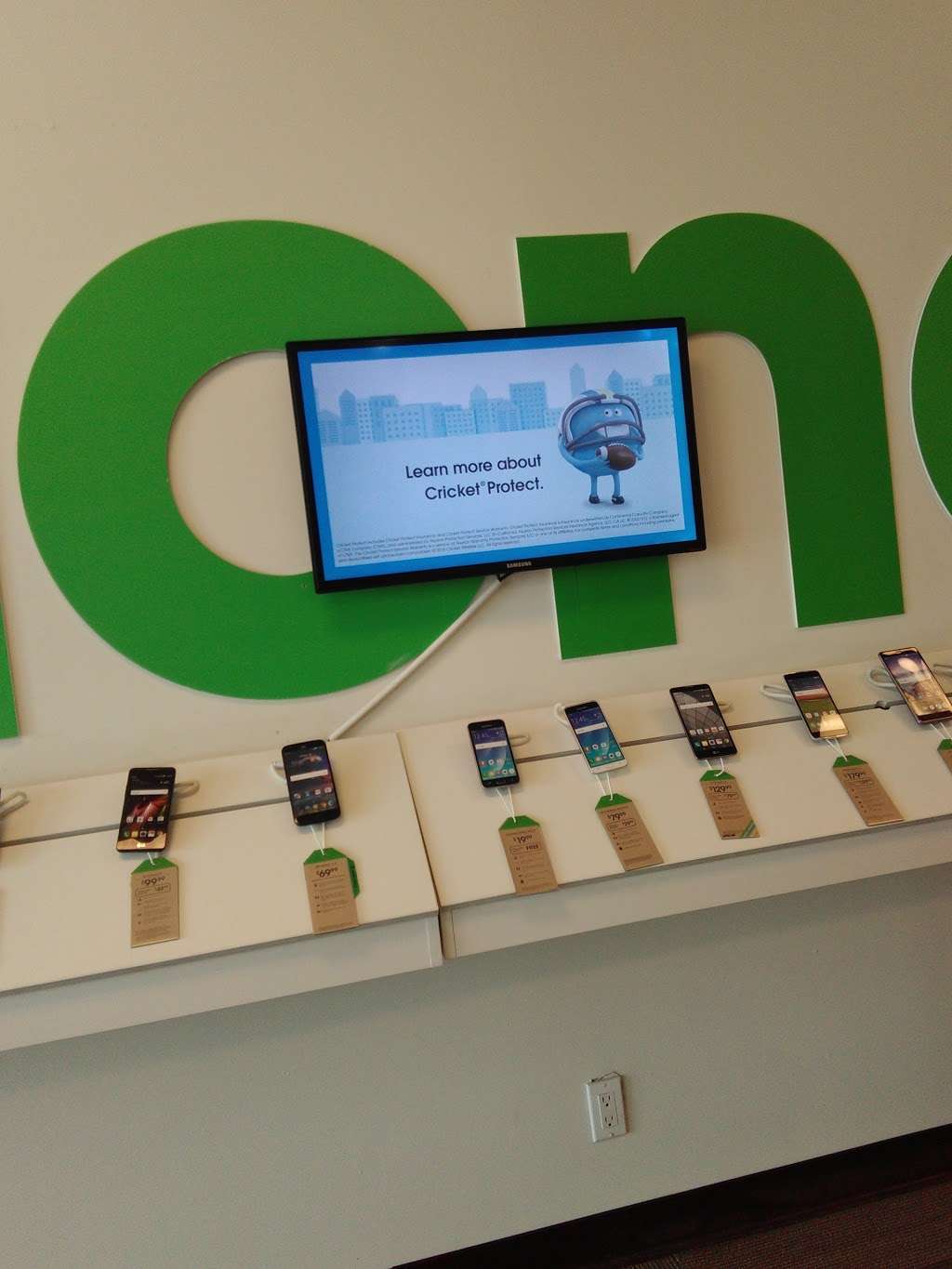 Cricket Wireless Authorized Retailer | 12649 Glenoaks Blvd, Sylmar, CA 91342 | Phone: (747) 253-7046