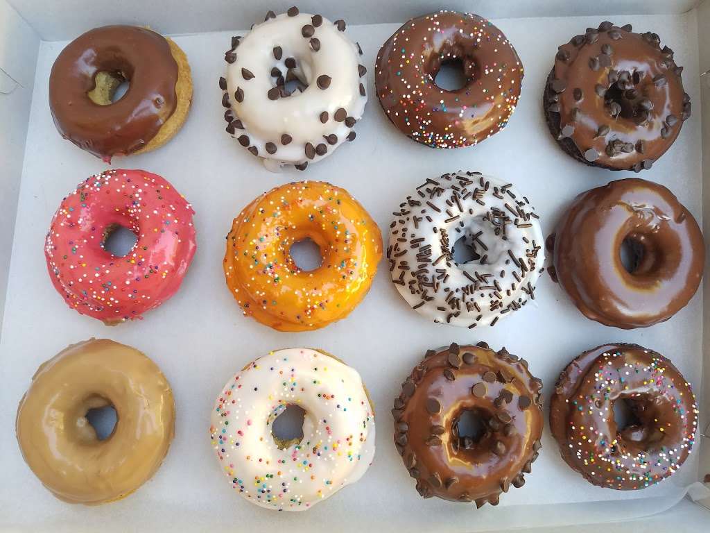 Spudnuts Donuts | 3303 Kimber Dr # G, Newbury Park, CA 91320, USA | Phone: (805) 498-4318