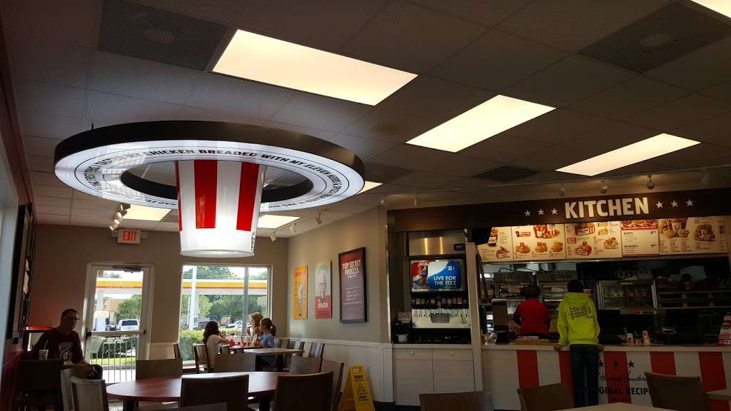 KFC | 1945 El Dorado Blvd, Houston, TX 77062, USA | Phone: (281) 488-8532