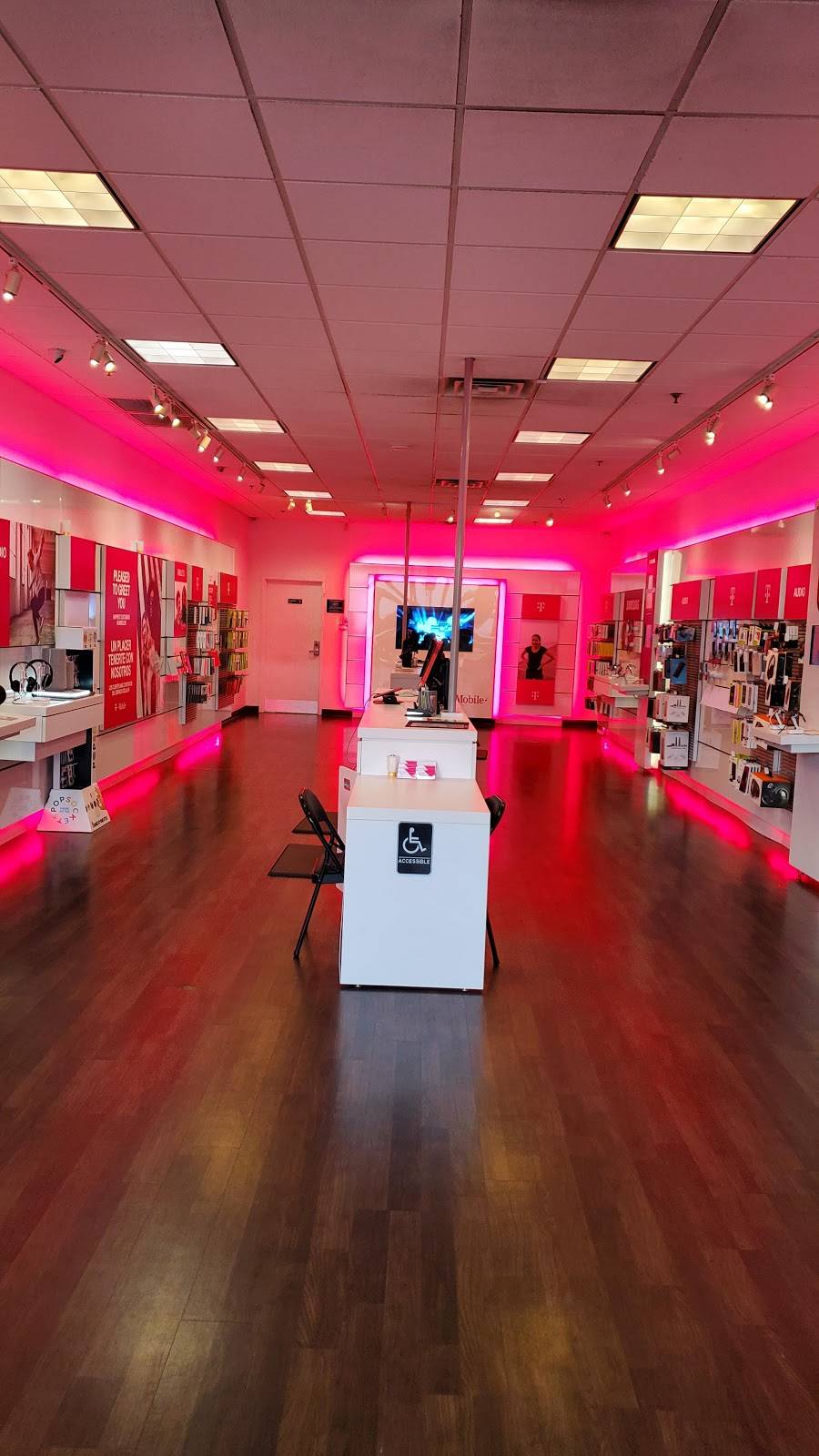 T-Mobile | 2060 E Baseline Rd Suite # 118, Phoenix, AZ 85042 | Phone: (602) 889-7900