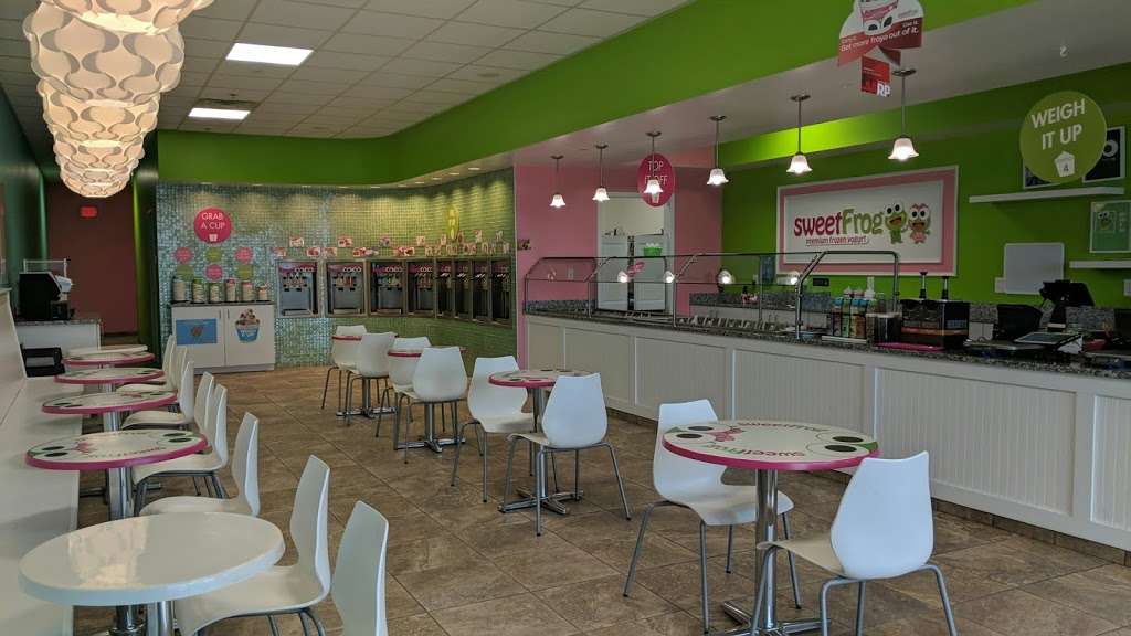 sweetFrog Charlotte Hall | 30320 Triangle Dr #5, Charlotte Hall, MD 20622 | Phone: (301) 884-4644