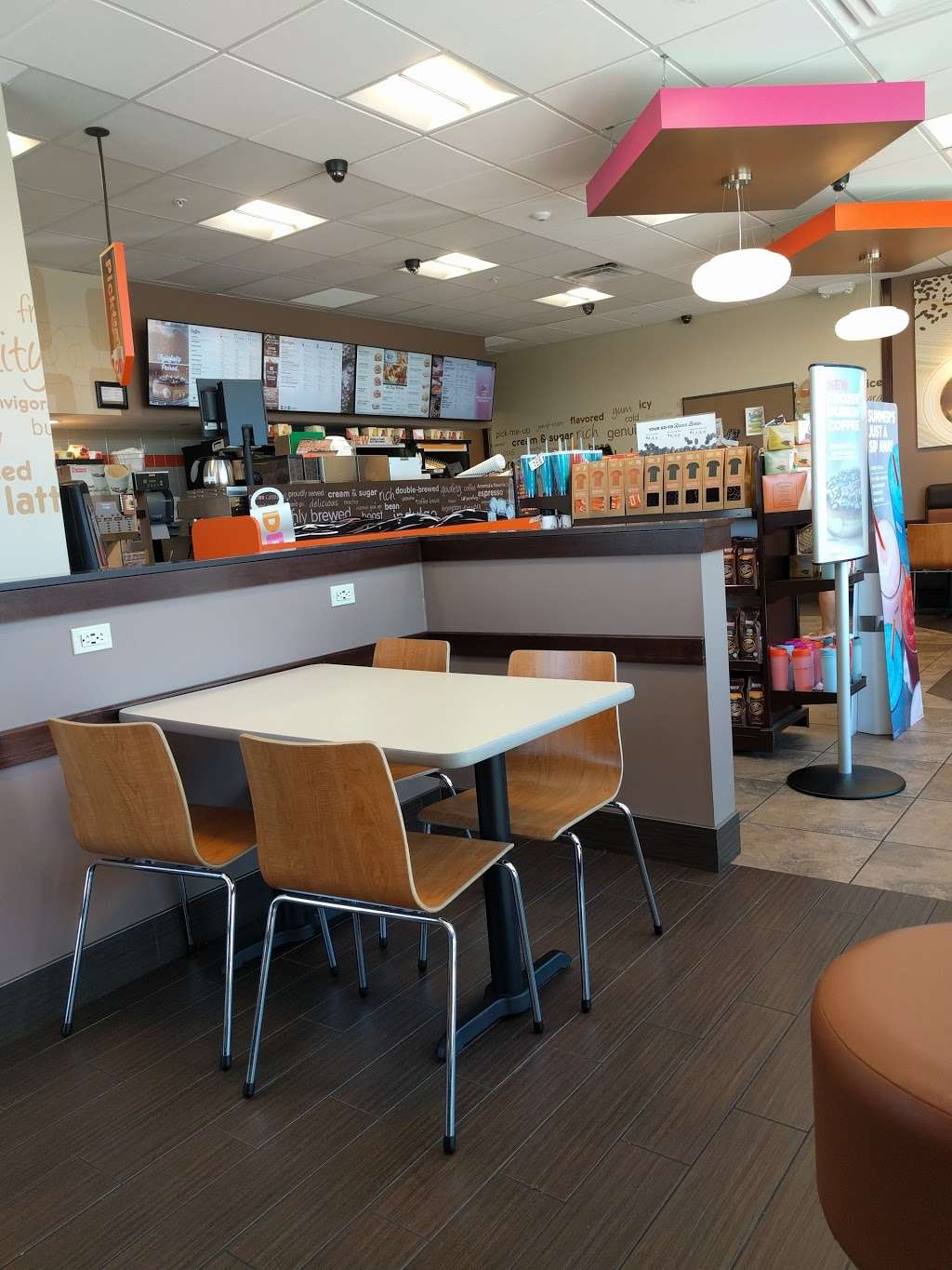 Dunkin | 410 Napa Junction Rd Suite 100, American Canyon, CA 94503 | Phone: (707) 320-0685