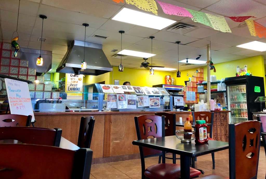 Toucans Tortas | 802 West Road F, Houston, TX 77038 | Phone: (832) 288-4834