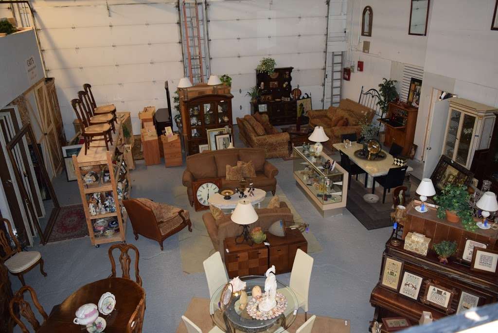 Caits Warehouse - Consignments and Estate Sales | 10201 191st St, Mokena, IL 60448, USA | Phone: (708) 995-7746