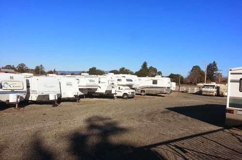 J&J RV Storage | 2762 Bodega Ave, Petaluma, CA 94952, USA | Phone: (707) 762-4375