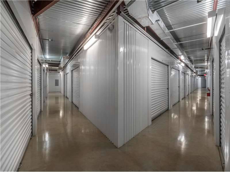 Extra Space Storage | 9215 S 1st St, Austin, TX 78748, USA | Phone: (512) 872-2278