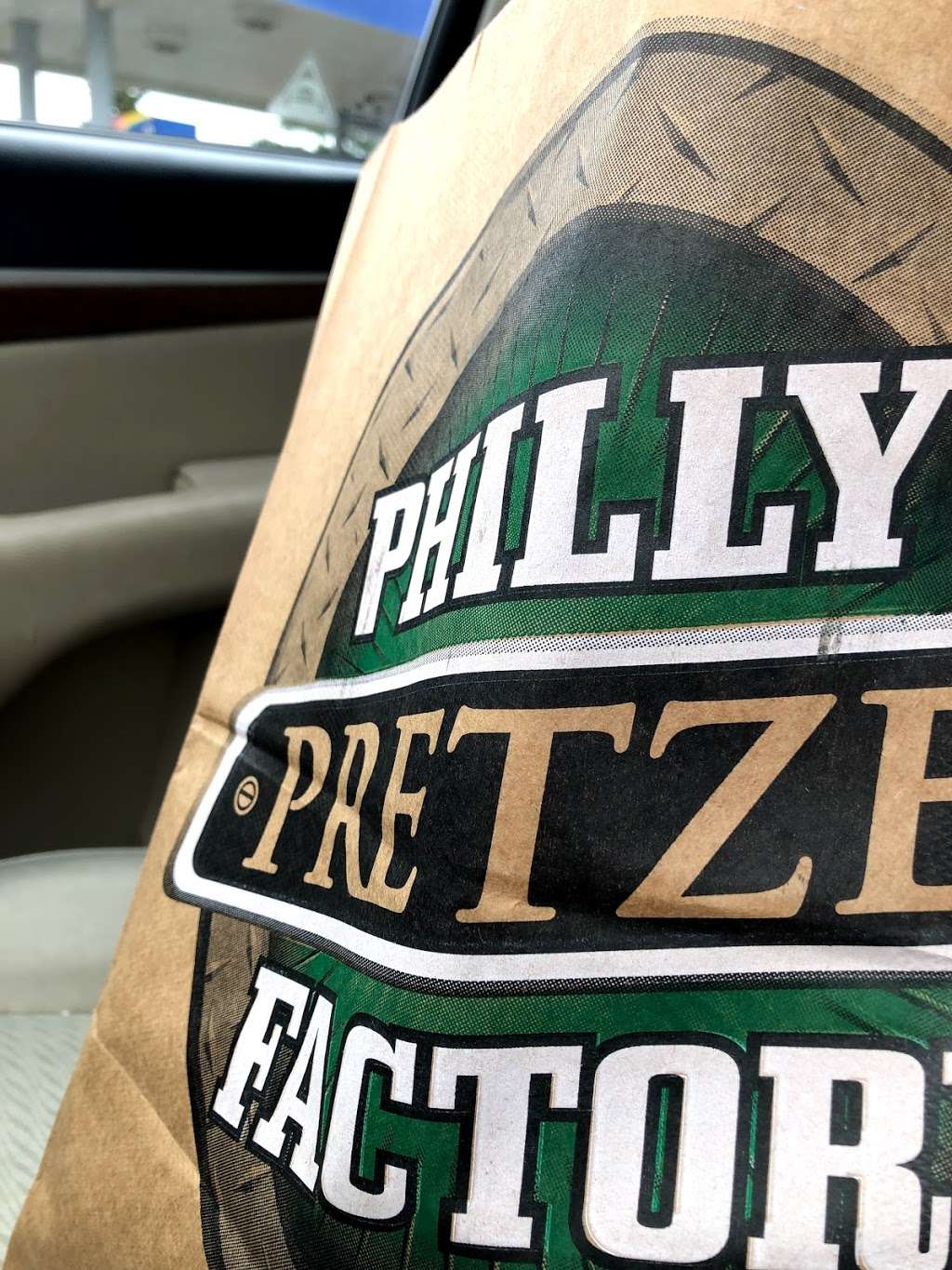 Philly Pretzel Factory | Whitman Square Walmart, 9745 Roosevelt Blvd, Philadelphia, PA 19115, USA | Phone: (215) 677-6696