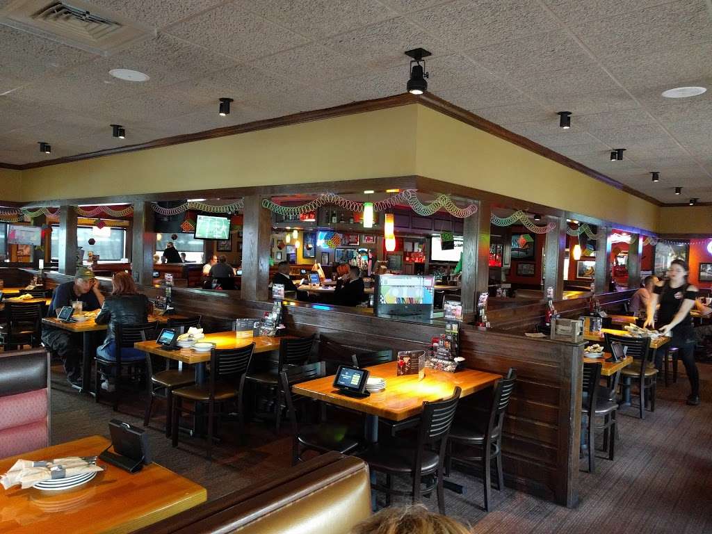 Applebees Grill + Bar | 14990 E Orange Lake Blvd, Kissimmee, FL 34747 | Phone: (407) 465-5506