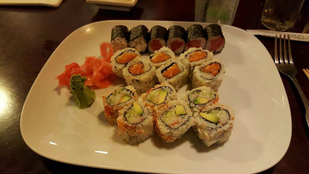 Mizu Japanese Steak House and Sushi | 1632 W Osceola Pkwy, Kissimmee, FL 34741, USA | Phone: (407) 846-8828