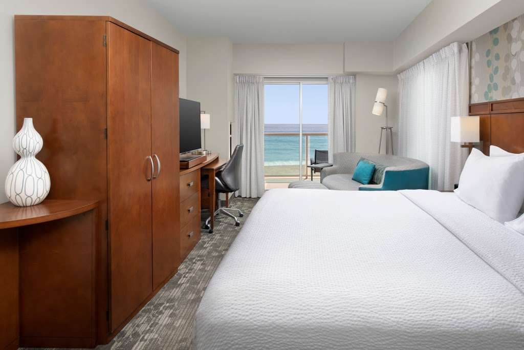 Courtyard by Marriott Ocean City Oceanfront | Two 15th St, Ocean City, MD 21842, USA | Phone: (410) 289-5008