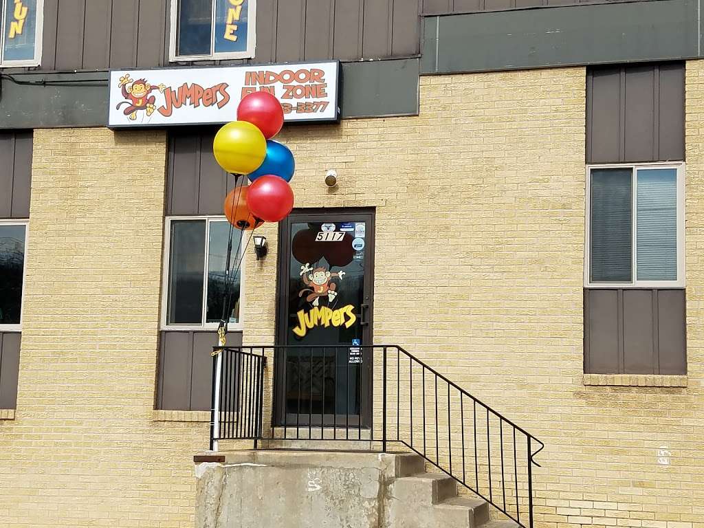 Jumpers Family Fun Zone | 5117 West Chester Pike, Newtown Square, PA 19073, USA | Phone: (610) 353-3377